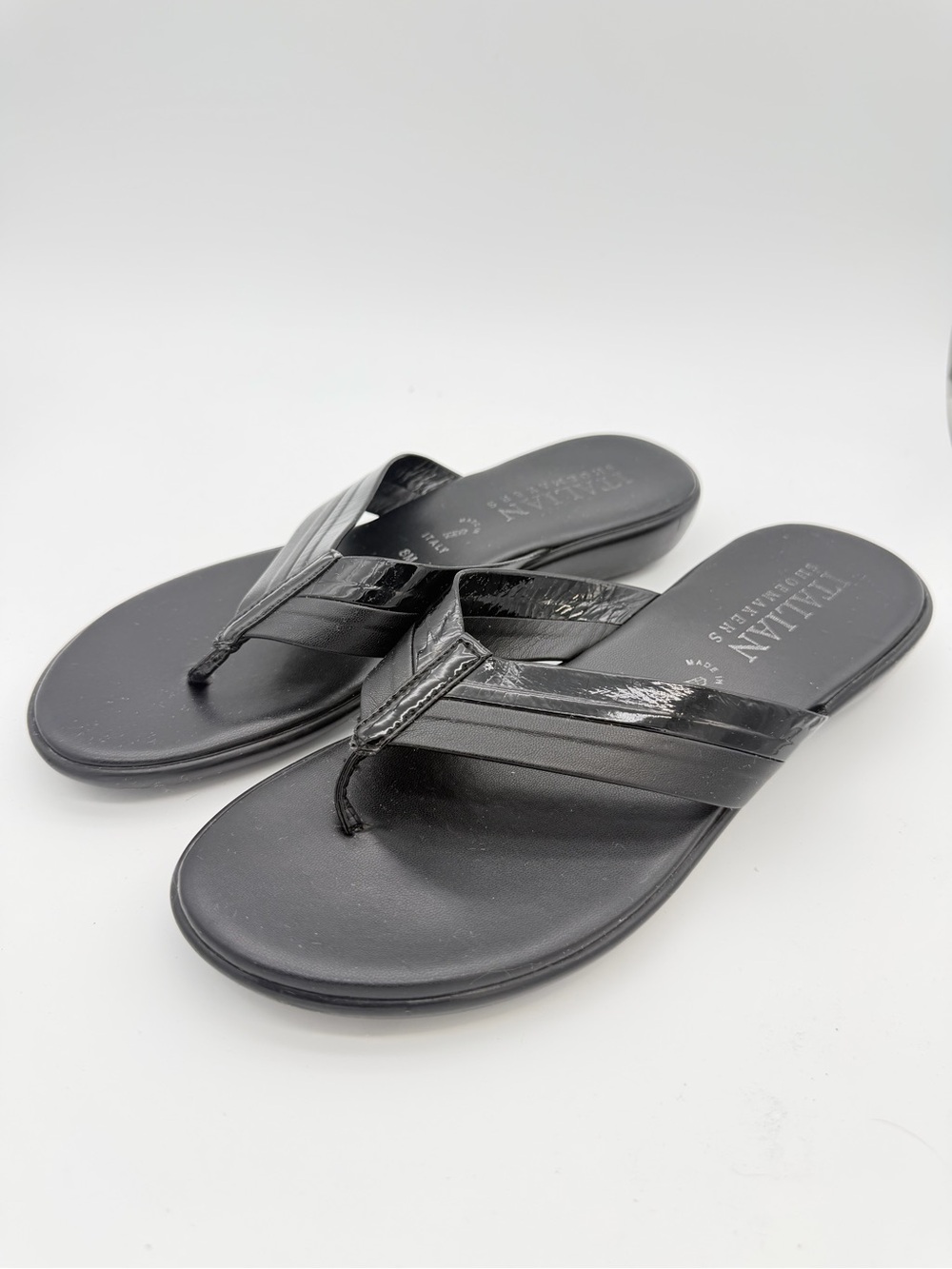 Italian Shoemakers Black Women’s Thong Sandals